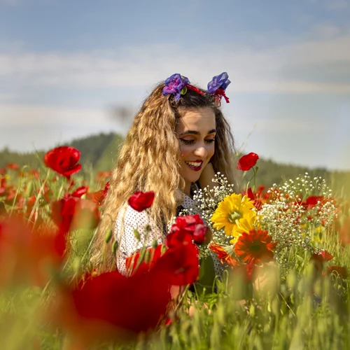 "Το σκοτάδι είναι πράσινο": Η πράσινη παράσταση της Αθηνάς Χατζηαθανασίου κάνει πρεμιέρα στο Altera Pars