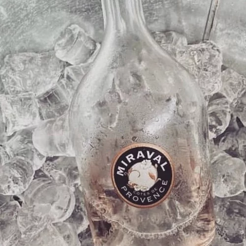 Chateau Miraval και Gardener Gin σε μία απολαυστική παρουσίαση δίπλα στο κύμα