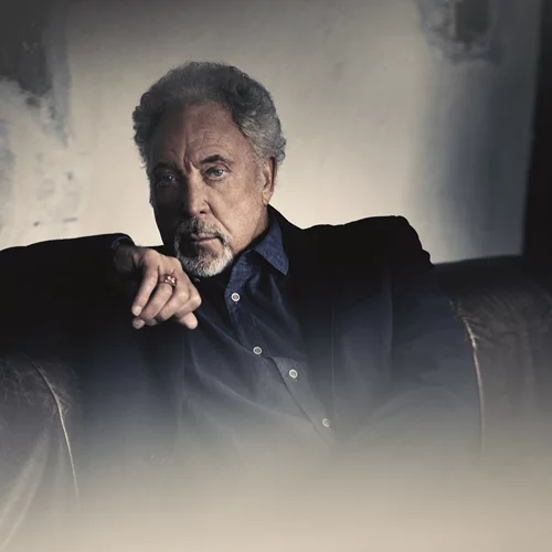 Ξεκίνησε η προπώληση για τη συναυλία του Sir Tom Jones στον Λυκαβηττό
