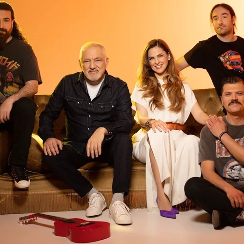 Νίκος Πορτοκάλογλου και Ρένα Μόρφη σε μία φιλανθρωπική συναυλία στο Βεάκειο