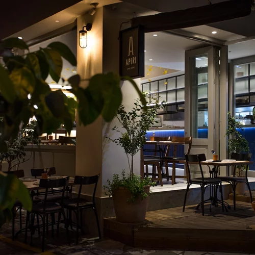 Στο ξεχωριστό "Apiri" στο Ηράκλειο της Κρήτης