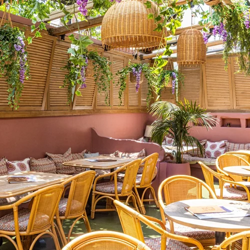 ''Baratin'': Μαεστρική ισορροπία drink & dine