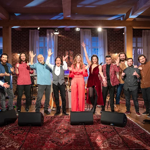 Έρχεται το πιο ποπ-ροκ εν ρολ "Μουσικό Κουτί" της χρονιάς