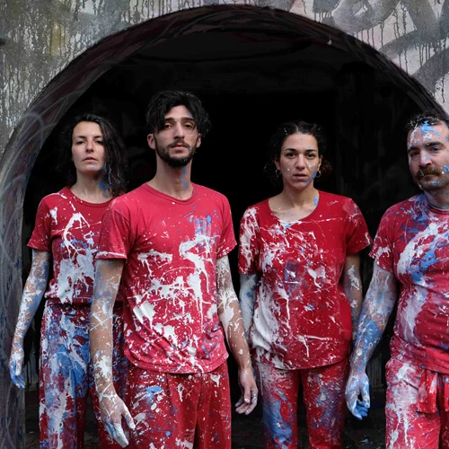 Ντεμπούτο για μια νέα θεατρική ομάδα που συνδυάζει τα εικαστικά με το θέατρο