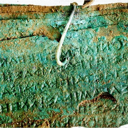 Ανεκτίμητο εύρημα που ανέσυρε η Εφορεία Αρχαιοτήτων Αργολίδας κοσμεί το Επιγραφικό Μουσείο