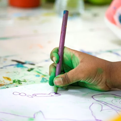 Χαρούμενες δραστηριότητες για μικρούς και μεγάλους στο σπίτι