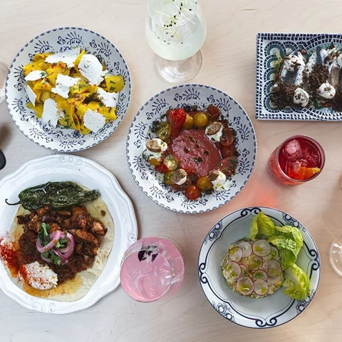 Το S.Pellegrino και το Perrier μας περιμένουν στο "Lit Athens"