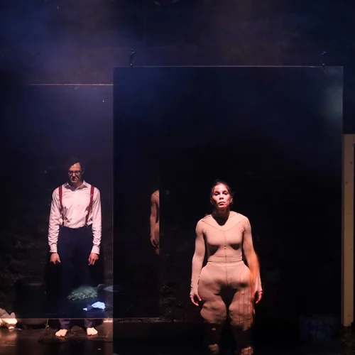 "Ζάχαρη": Η μαύρη κωμωδία των Elephas Tiliensis επιστρέφει