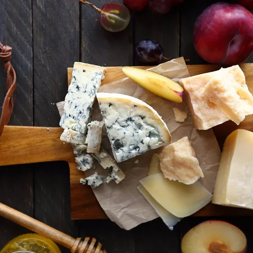 Γιορτάζουμε την τυρινή εβδομάδα με ιδιαίτερες προτάσεις ελληνικών τυριών