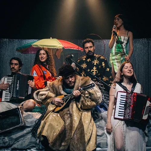 Είναι η "Γραμμή του ορίζοντος" μία ιστορία για χίπστερς;