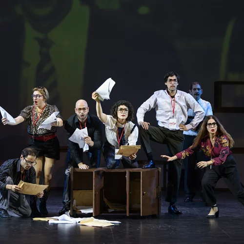 "Πόθεν έσχες": Ρίχνουμε νέα μάτια στο καινούργιο έργο των 4Frontal