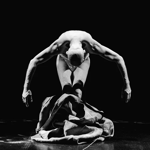 "The False David": Ο θρυλικός χορευτής ιαπωνικού butoh, Imre Thormann, έρχεται στην Αθήνα