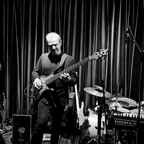 Human Touch: Μια μουσική μυσταγωγία του "ανθρώπινου αγγίγματος"