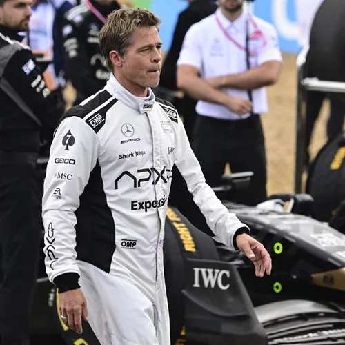 Ελληνικό box office: Μπραντ Πιτ εναντίον δεινοσαύρων