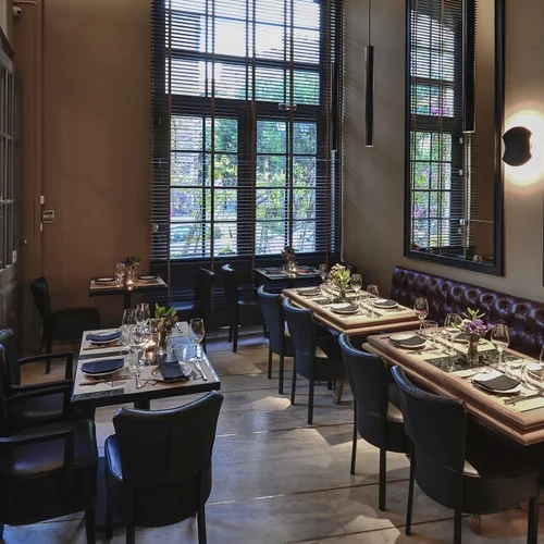 'By the Glass', ένα wine bar σαν κλασική αξία