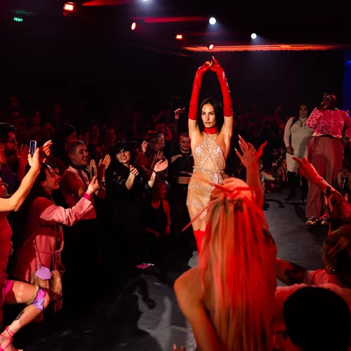 Για ένα Σαββατόβραδο η Αθήνα ήρθε σε "Climax"