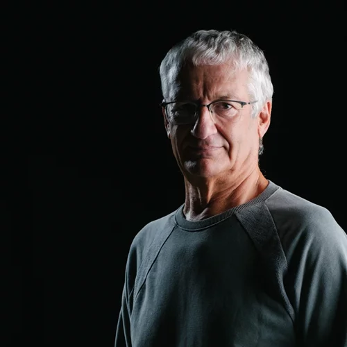 Ποιες παραστάσεις θα δούμε από τον Βαγγέλη Θεοδωρόπουλο;