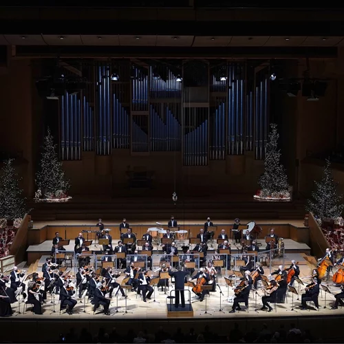 Λαμπερά Χριστούγεννα στο Μέγαρο Μουσικής Αθηνών