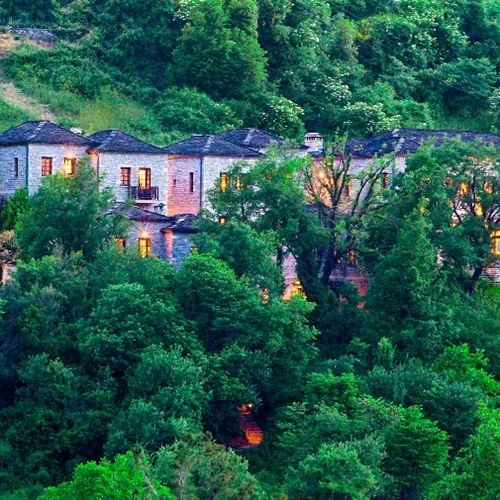 Mία ξεχωριστή συνάντηση 34 καλλιτεχνών που αντλούν έμπνευση από το Ζαγόρι