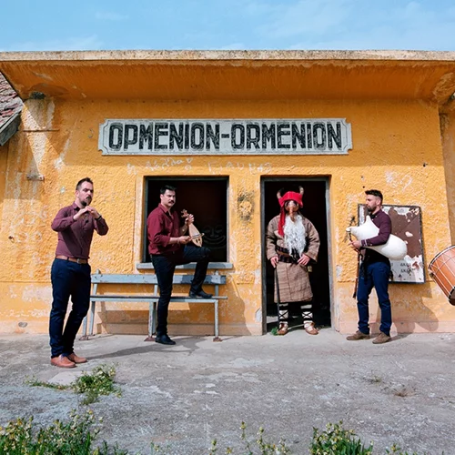 Εβρίτικη Ζυγιά: "Η μουσική που παίζουμε είναι τόσο ζωντανή, όσο είμαστε κι εμείς"