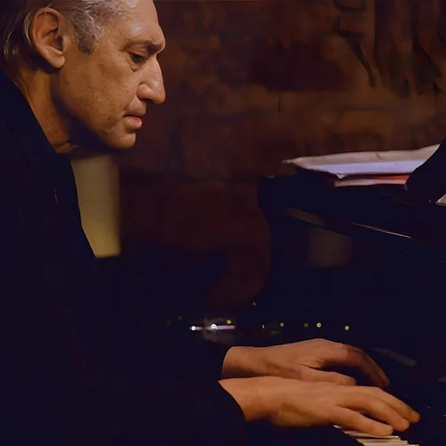 O συνθέτης Σταύρος Σοφιανόπουλος μάς λέει "Λέξεις που δεν είπαμε"