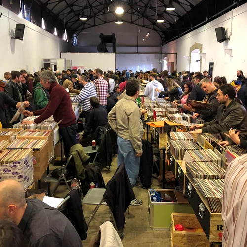 Η γιορτή του βινυλίου επιστρέφει στην Τεχνόπολη