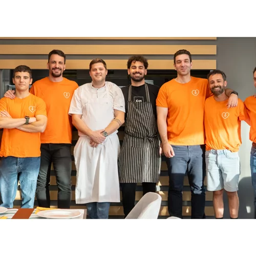 Foodon Social Dining: Η μαγεία της γαστρονομίας και της αλληλεγγύης με τον Δήμο Σαμουράκη