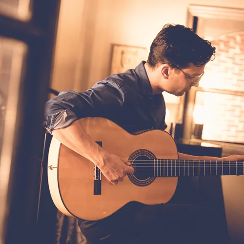 Ο Δημήτρης Μπάκουλης επιστρέφει στον Σταυρό του Νότου