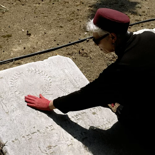 Ένα πολυσυλλεκτικό αφιέρωμα για τη Λήδα Παπακωνσταντίνου στο ΕΜΣΤ