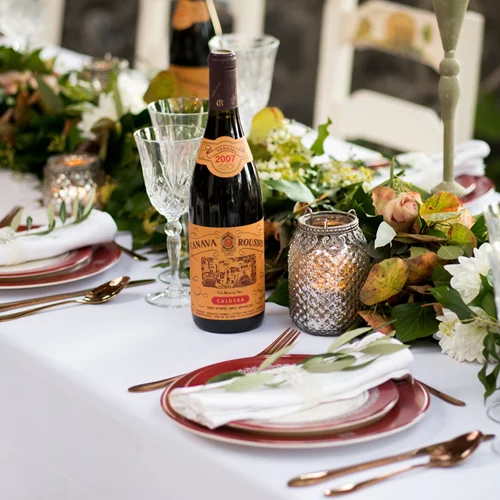 "Caldera": Δοκιμάζοντας για το Πάσχα το κρασί της παλαιότερης Κάναβας της Σαντορίνης