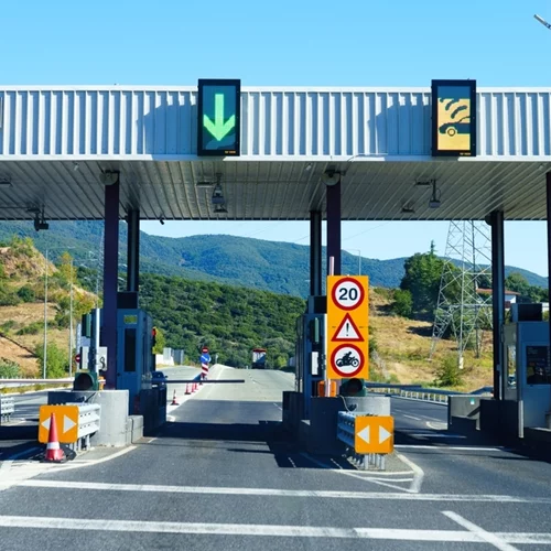 Αλλαγές στα διόδια: Νέες τιμές για τρεις αυτοκινητόδρομους και υπογραφή σύμβασης για την Αττική Οδό