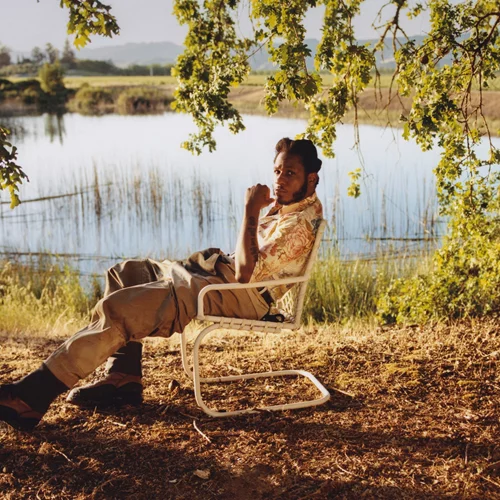 To νέο άλμπουμ του Leon Bridges είναι εδώ