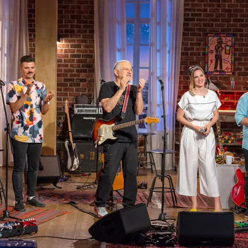 Το "Μουσικό κουτί" μάς αποχαιρετά για το καλοκαίρι με τον πιο ξεχωριστό τρόπο