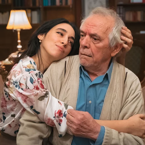 Ο Γιώργος Αρμένης επιστρέφει στο θεατρικό σανίδι