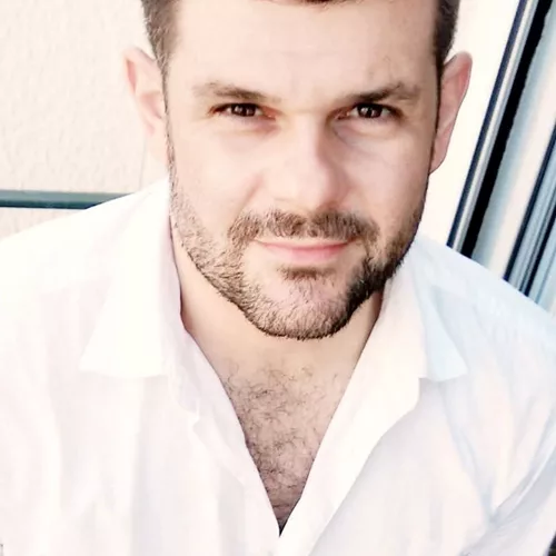 Αν μ’ ακούς, θα γίνω σεισμός