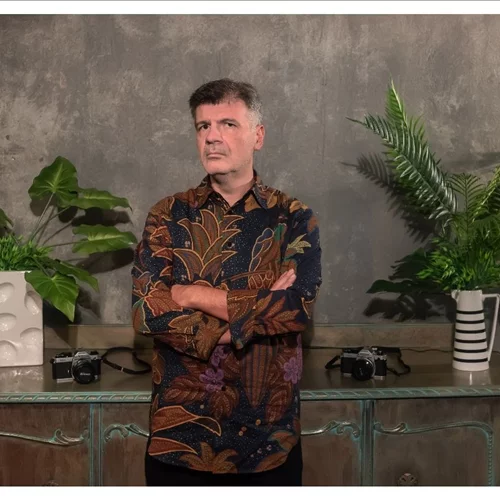 Ο Φοίβος Δεληβοριάς ανθολογεί τη δισκογραφία τουστο "Κύτταρο"