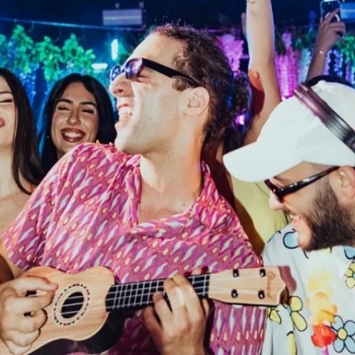 Χαβανέζικο πάρτι στον Πύργο Πειραιά, αν σου λείπει ήδη το καλοκαίρι