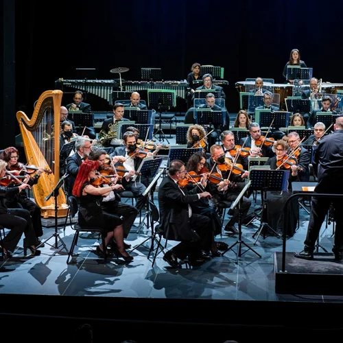 Νέα καλλιτεχνική σεζόν στο Ολύμπια: Δύο συναυλίες αφιερωμένες στη μουσική ιστορία της Ελλάδας