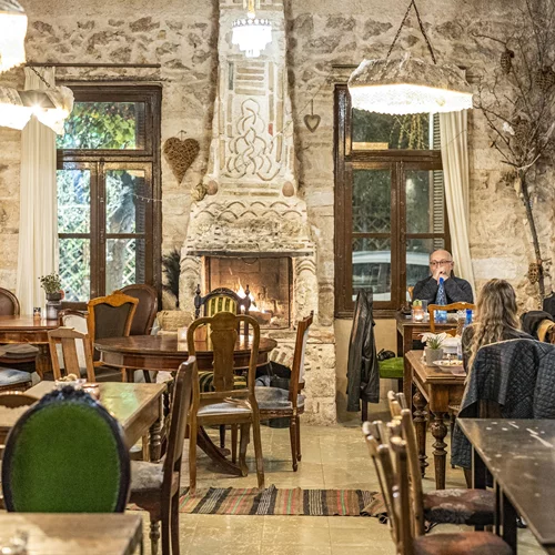 "Cachou": Θερμή ατμόσφαιρα και comfort γεύσεις στον Κεραμεικό