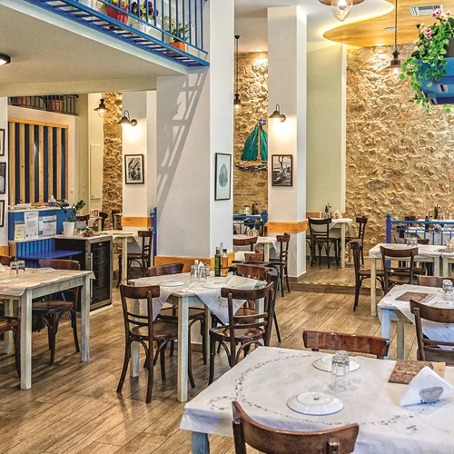 Η Στοά Αλλιώς