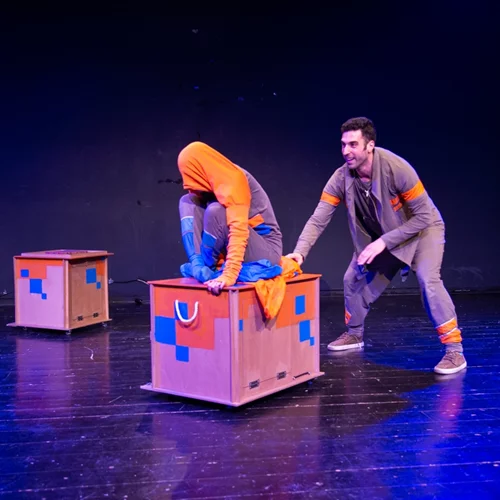 "…Και βγαίνω": Μία παράσταση για τους πολύ μικρούς θεατές στο Studio Μαυρομιχάλη