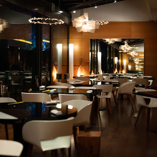 Η "Hytra" αχνίζει σε άλλον τόπο