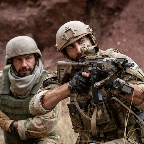 "Άρρηκτος Δεσμός": η πολεμική περιπέτεια του Γκάι Ρίτσι κάνει πρεμιέρα στη Nova