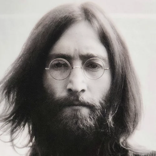 Τζον Λένον: Σαν σήμερα (9/10) γεννιέται ο θρύλος των Beatles