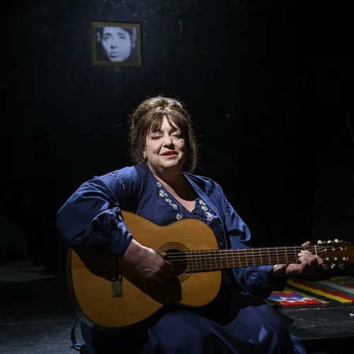 Θέατρο Σταθμός: Συνεχίζει με φόρα και το Μάιο