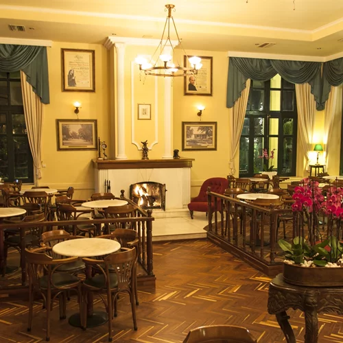 Ποια είναι τα 8 "Ιστορικά Καφέ" της Ελλάδας;