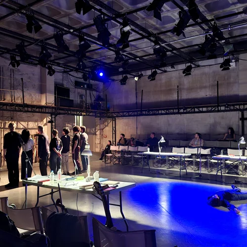 Μπορεί μια θεατρική πρόβα να είναι πιο συναρπαστική από μια "ολοκληρωμενη" παράσταση;