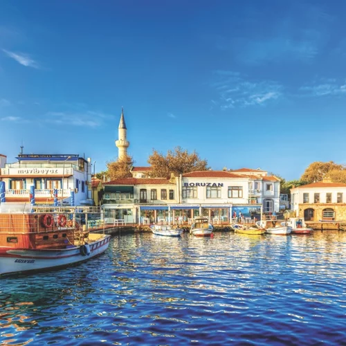 Τένεδος: To χθες και το σήμερα σμίγουν σε αιγαιοπελαγίτικο φόντο