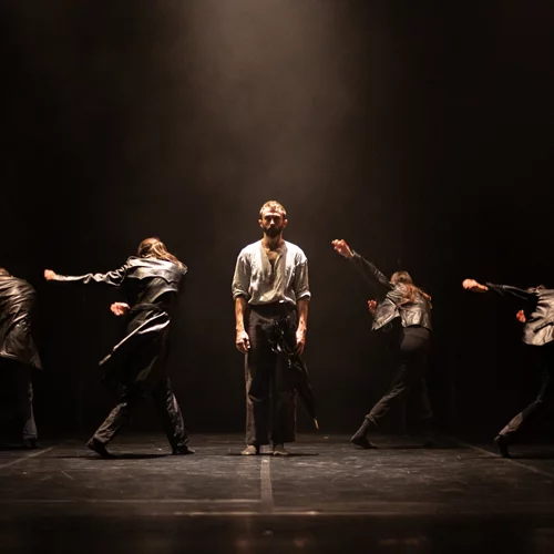 Οι Out Innerspace Dance Theatre κρατάνε αναμμένη τη φλόγα του σύγχρονου χορού