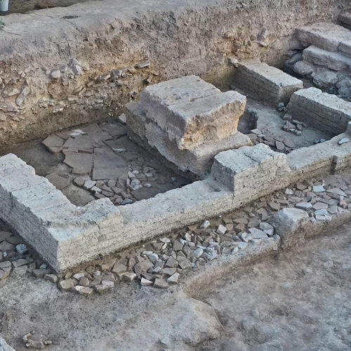 Oι ανασκαφές στο ιερό της Αμαρυσίας Αρτέμιδος στην Αμάρυνθο της Εύβοιας